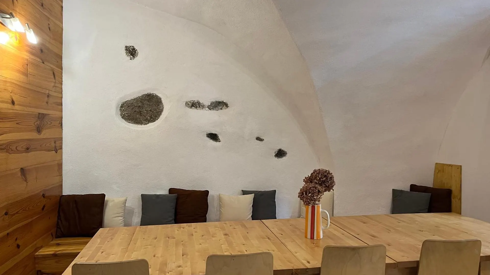 The Stable House Bourg D'Oisans -Bike/Hike/Ski Le Bourg-dʼOisans 프랑스