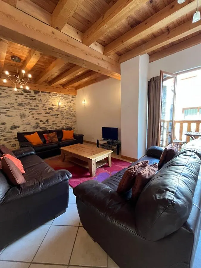 The Stable House Bourg D\'Oisans -Bike/Hike/Ski location